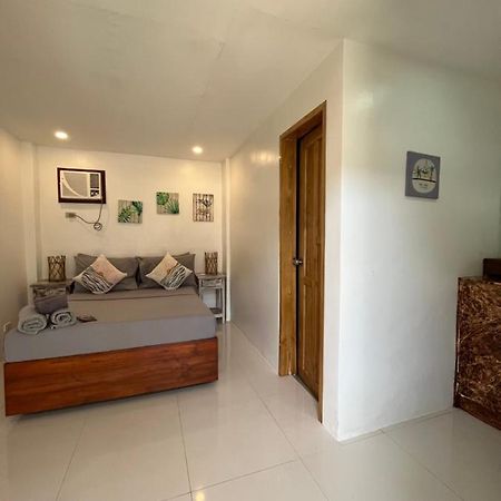 Hutch Lodging House El Nido Exterior photo
